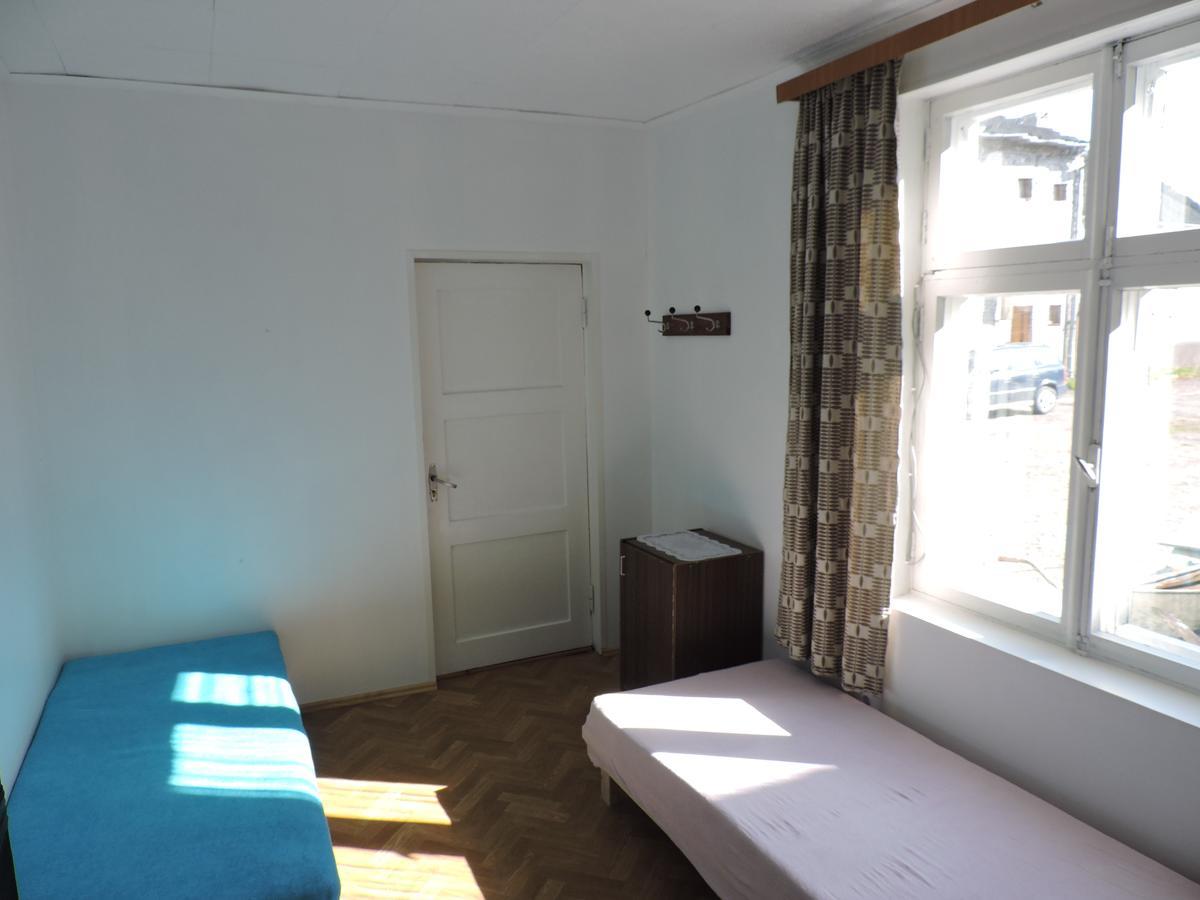 Budget Hostel بارنو المظهر الخارجي الصورة