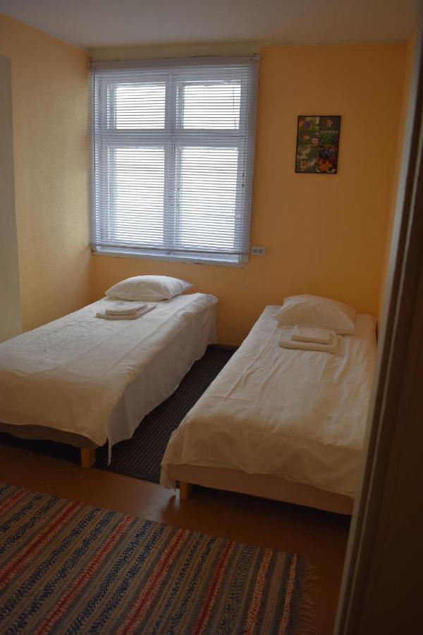 Budget Hostel بارنو المظهر الخارجي الصورة